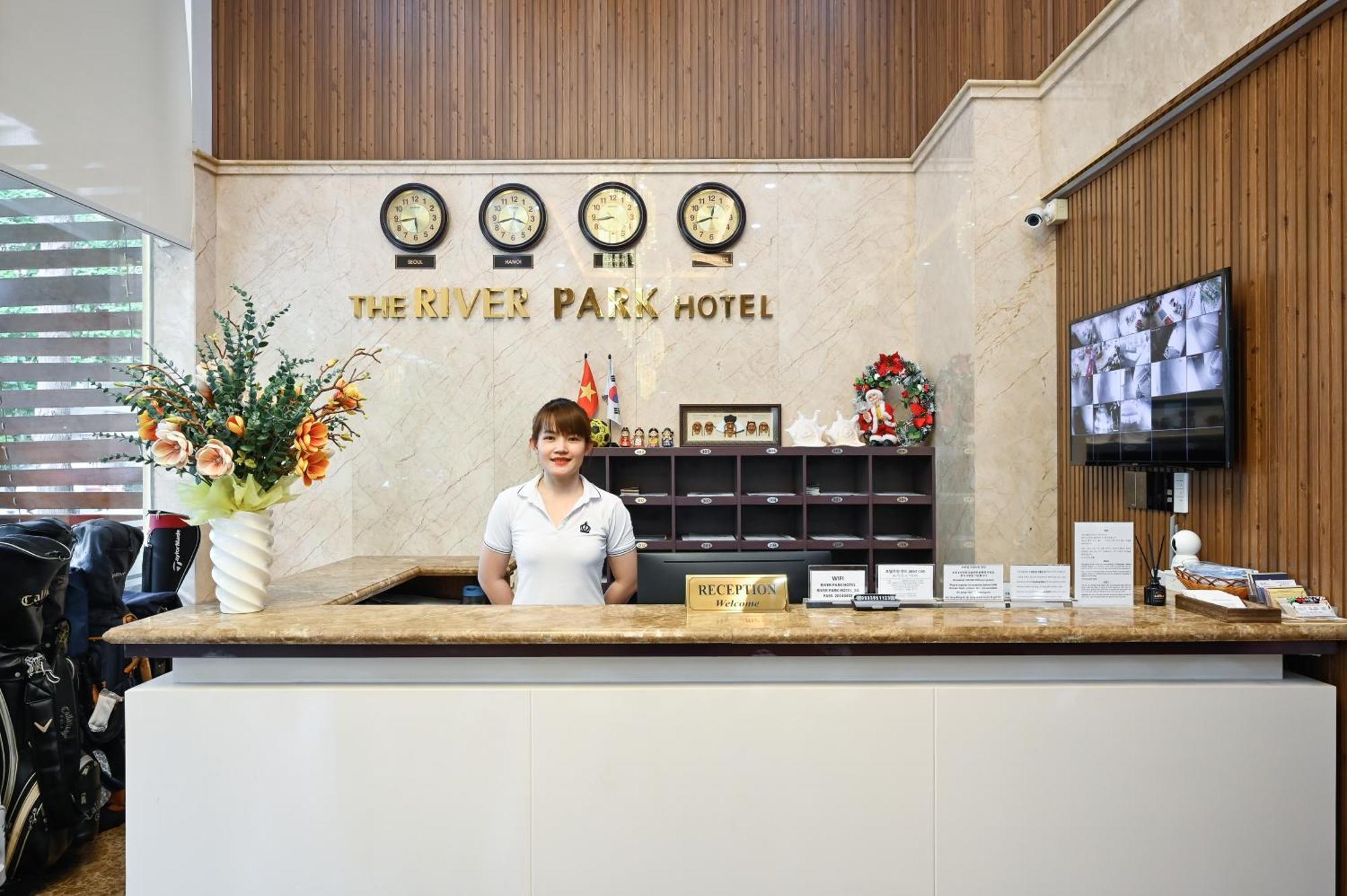 The River Park Hotel Хошимин Экстерьер фото