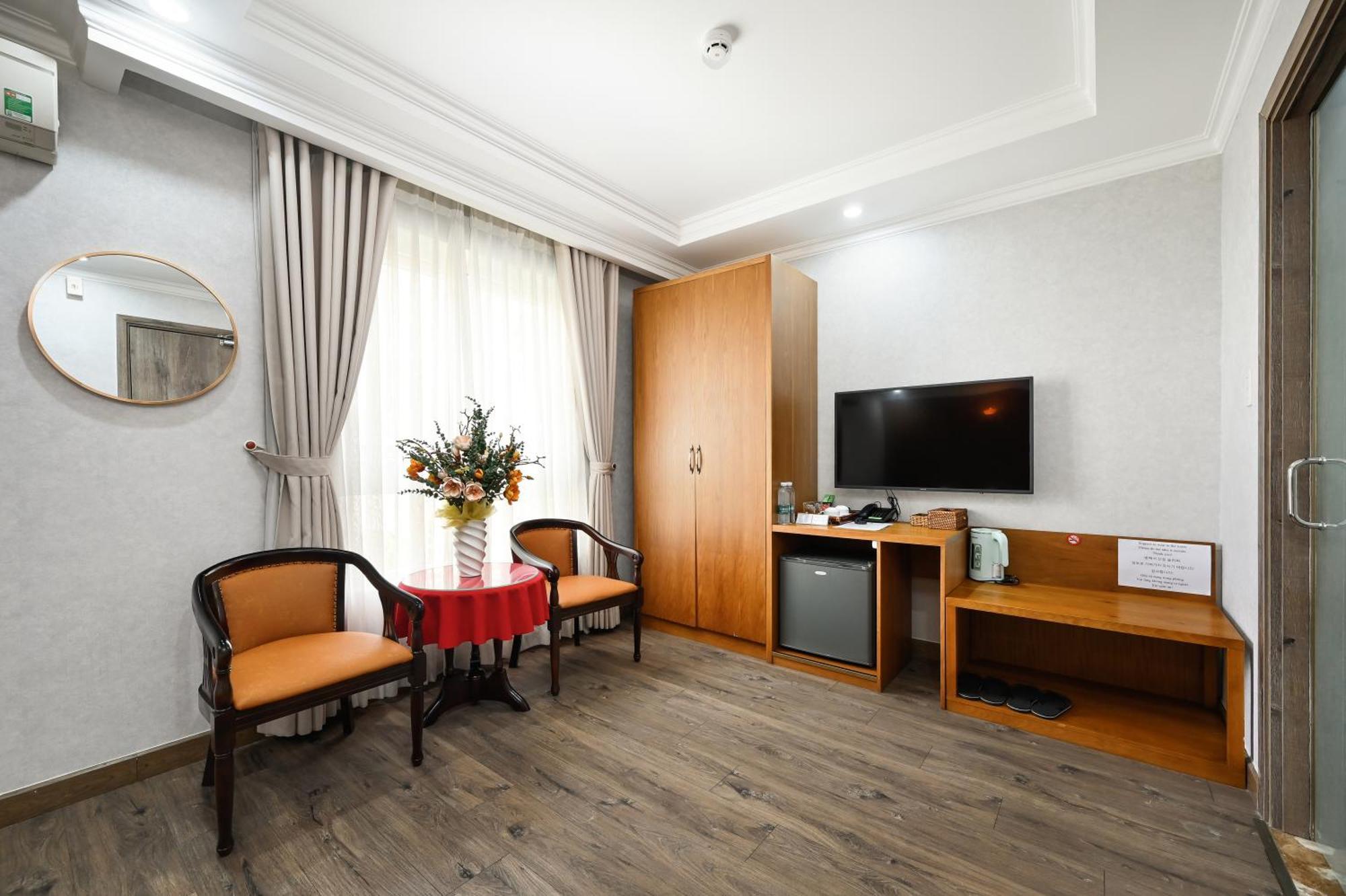 The River Park Hotel Хошимин Экстерьер фото